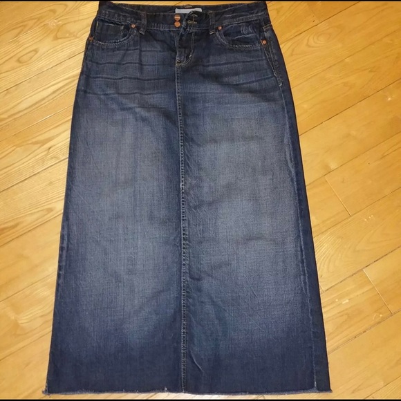 ISO--Maurices OR Hydraulic by Maurices denim skirt - Picture 4 of 5